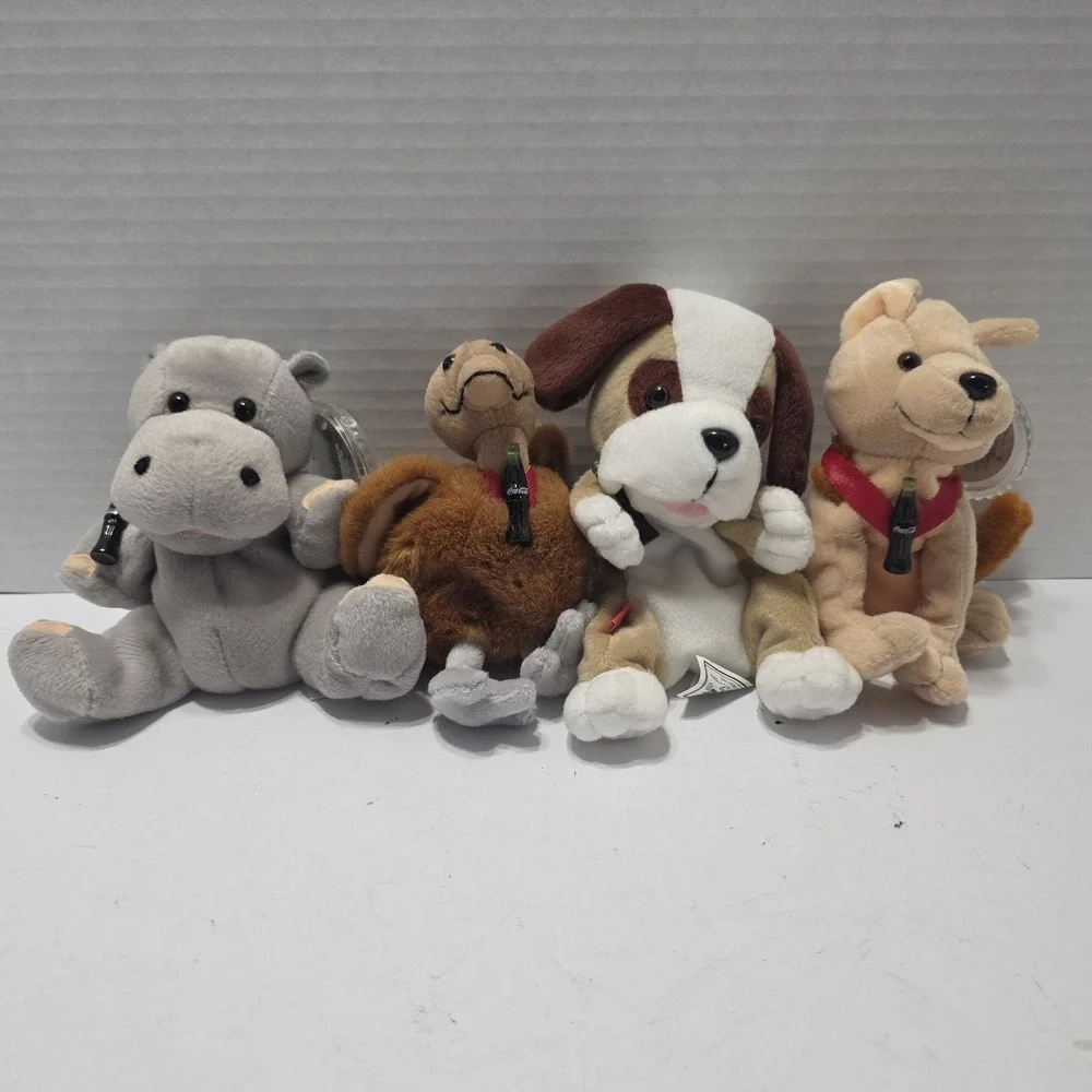 1999 Coca-Cola International Bean Bag Plush Lot 10 Animals w/ Medallions Tags